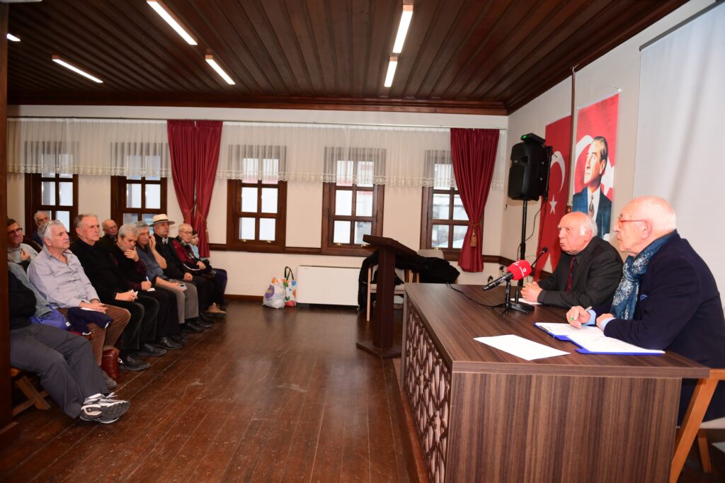 Şehrin Kalbinde Felsefe Rüzgarı