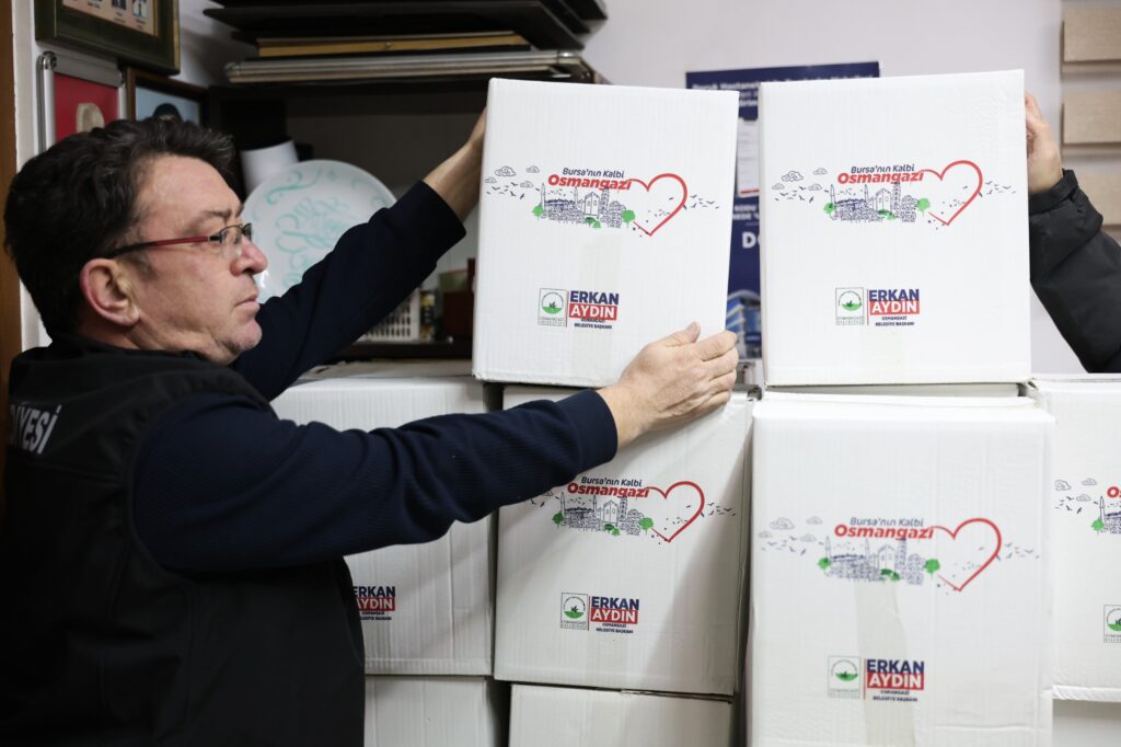 Osmangazi’den Erzak Yardımı