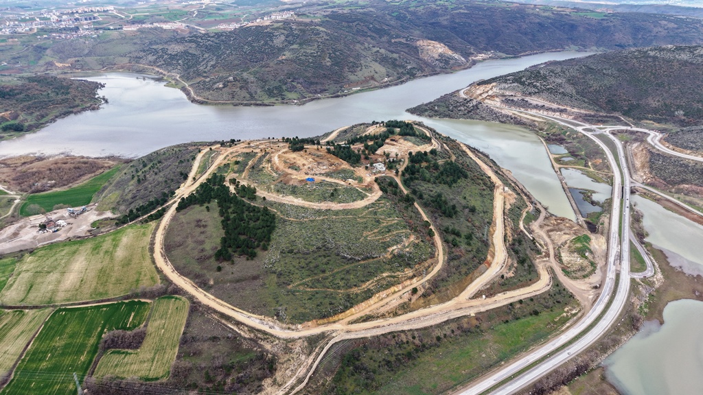 Millet Bahçesi’nde Algı Oyunu