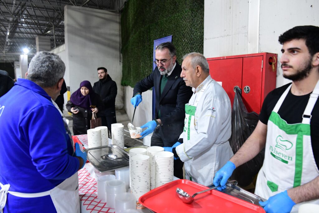 Kestel’de Dev Gönül Sofrası