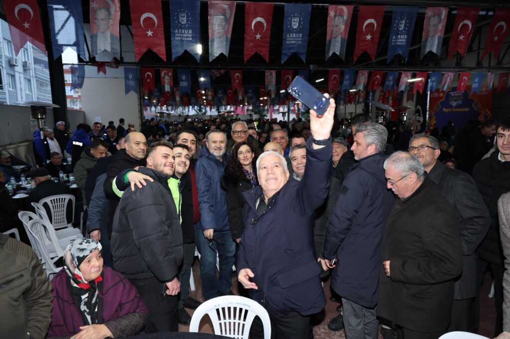 Bozbey’den Mudanya’ya Gece Çıkarması