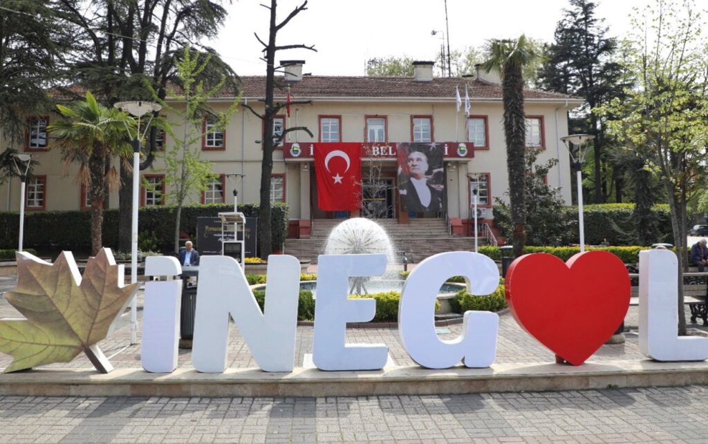 Cazibe Merkezi İnegöl Büyüyor