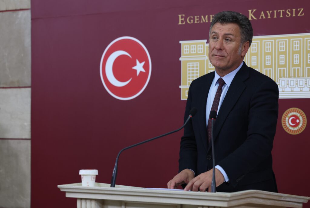 CHP’li Sarıbal: “Pamukta 34 Milyar Dolar İthalata Gitti, Üretimden Kaçış Teşvik Ediliyor”