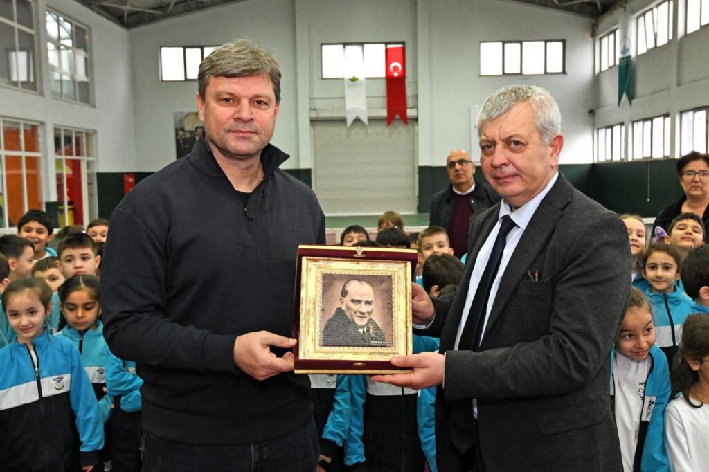 Ertuğrul Sağlam Gençlerle Buluştu