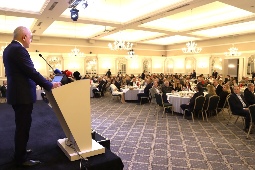 BUSİAD Ramazan İftarında Bursa’nın İnsan Gücünü Vurguladı