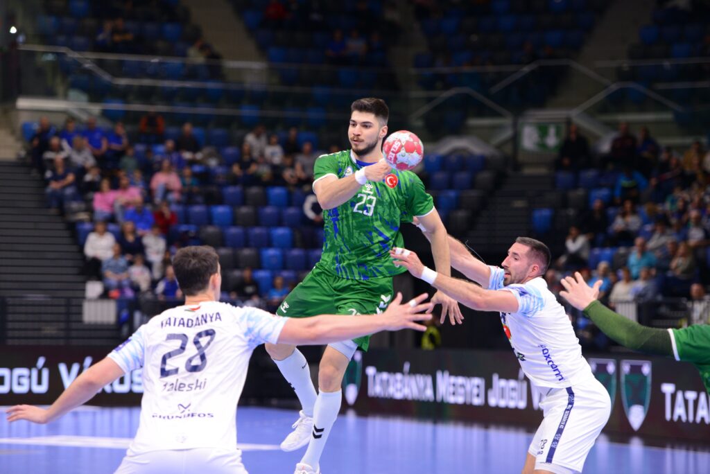 Nilüfer turu Bursa’ya taşıdı