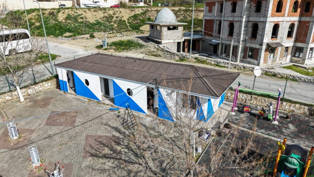 Gemlik’te Halı Sahalar Yenileniyor: Yenimahalle Çukurbahçe’de Bakım Tamamlandı