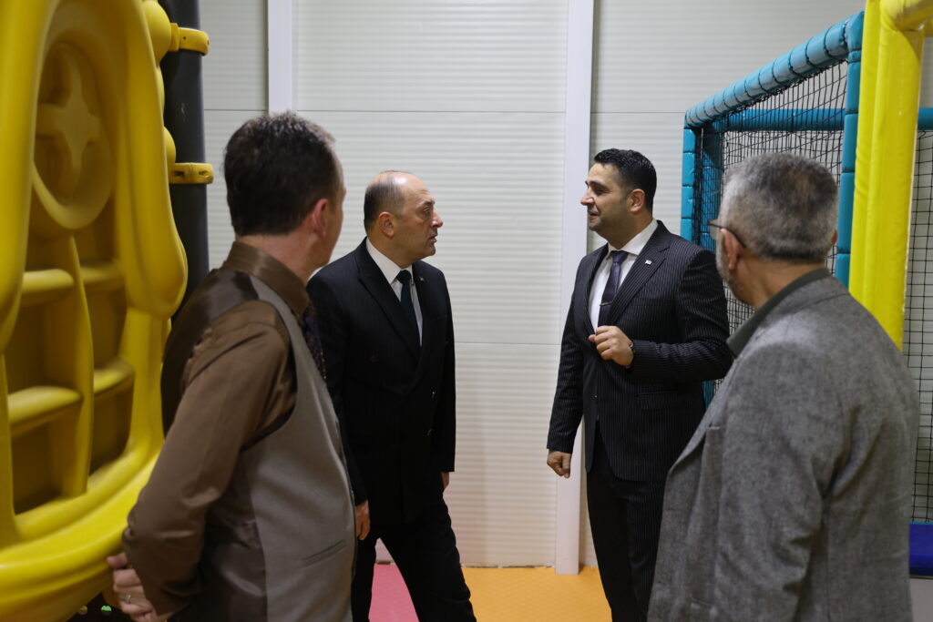 Başkan Selçuk Yıldız ekiplerle sahada