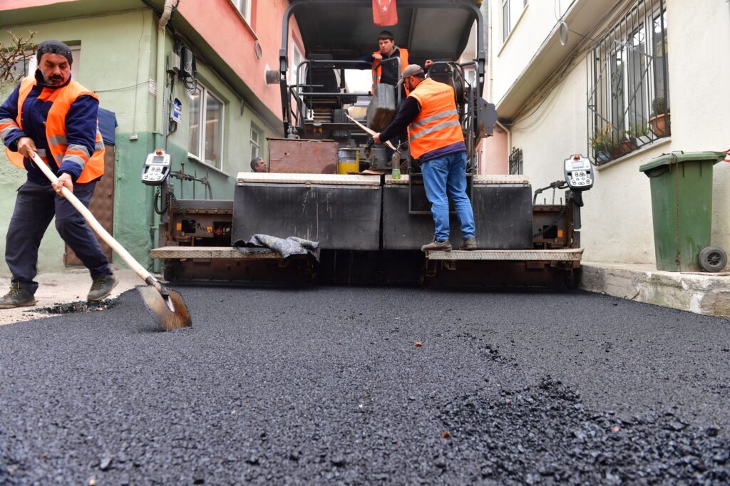 Deforme Yollar Baştan Yenilendi