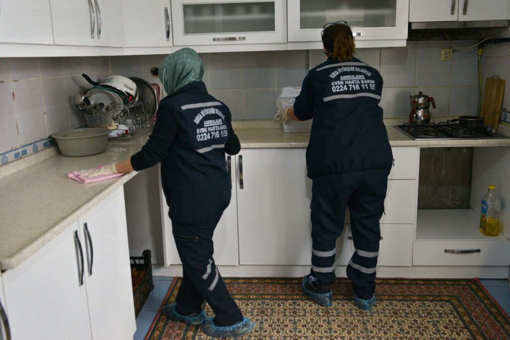 Evde Bakımla Yüzler Gülüyor