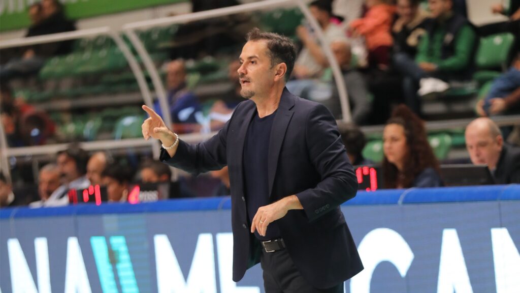 Bursaspor’da Ahmet Çakı Şoku