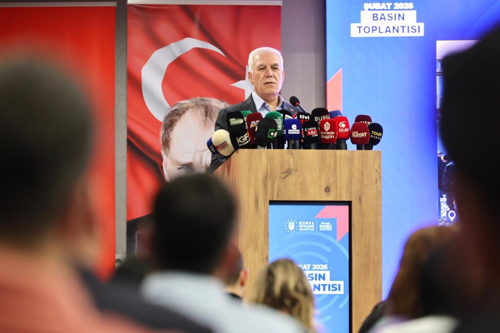 Bozbey’den Sosyal Belediyecilik Hamlesi