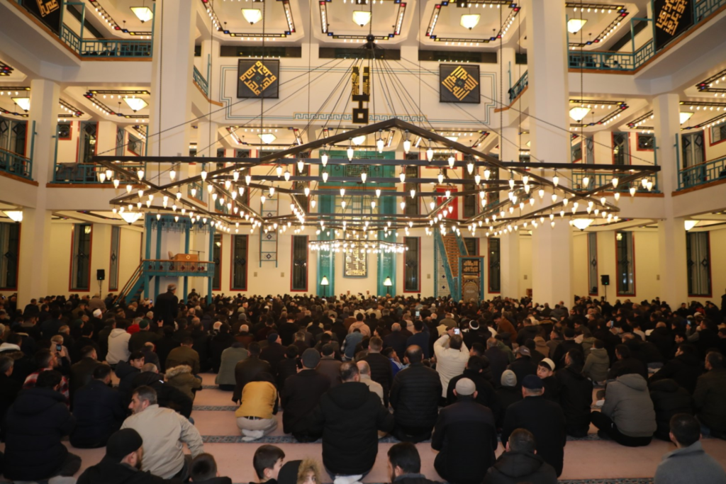 İnegöl’de Binlerce Yürek Birleşti