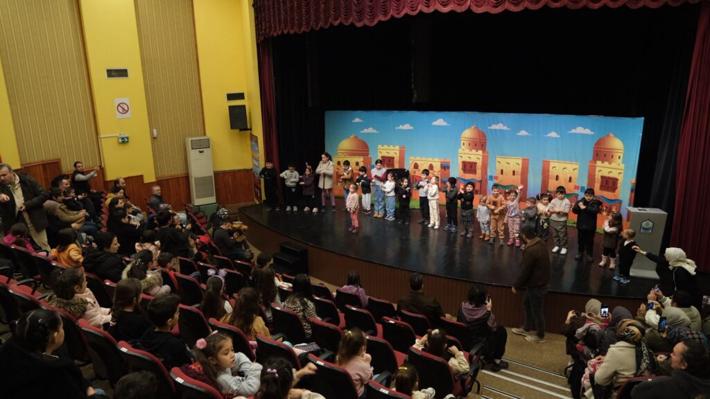 Yıldırım’da Ücretsiz Tiyatro Keyfi