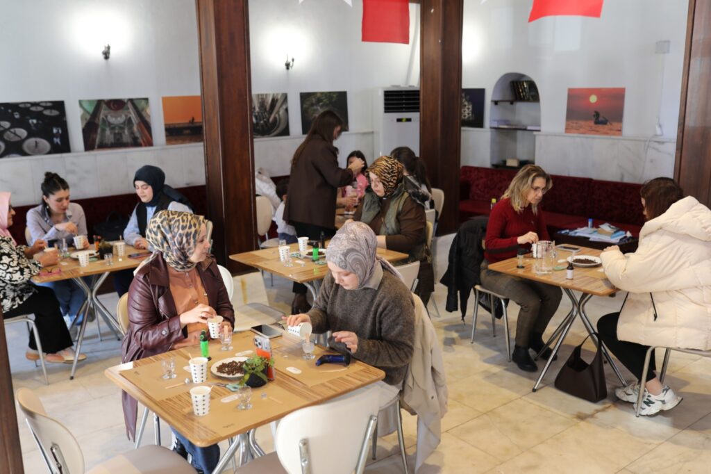 Kadınlar Üretti Gemlik Güldü