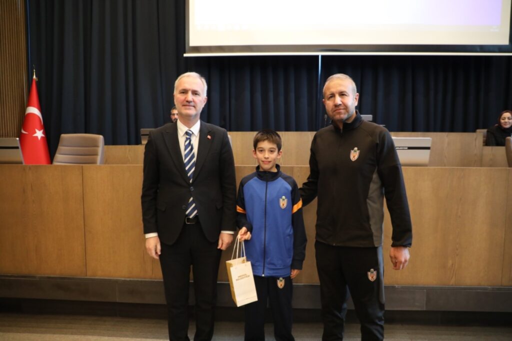 İnegöl’e Bilim Merkezi Müjdesi