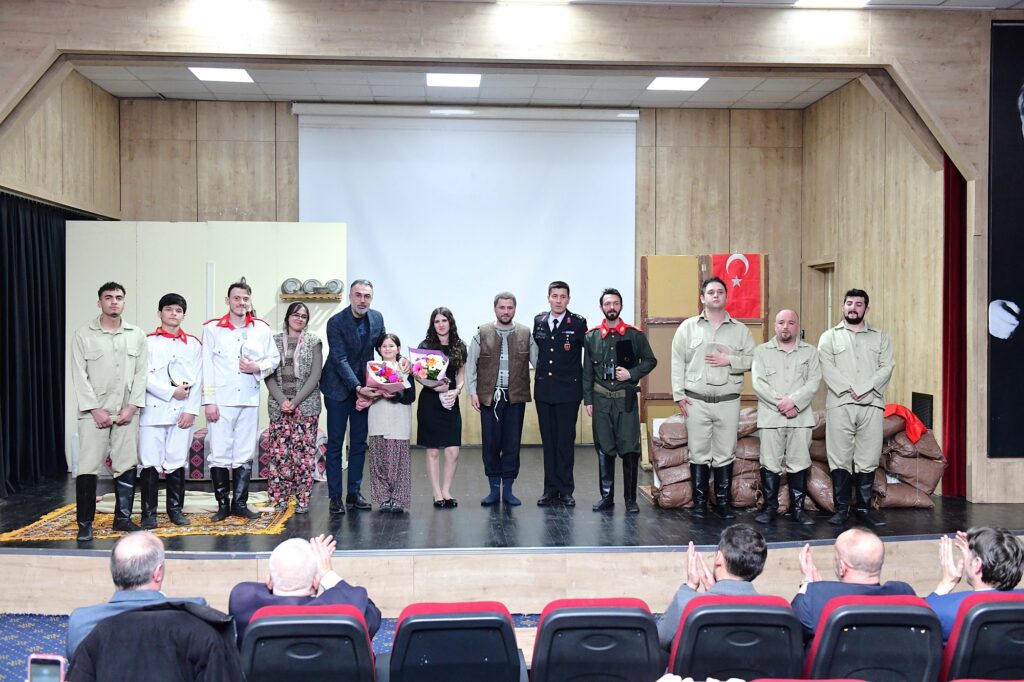 Kestel Şehitlerini Sanatla Andı