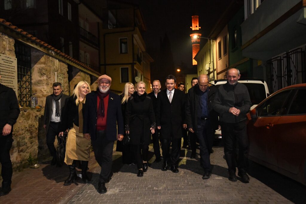 Osmangazi’de Dev Muhtar İftarı