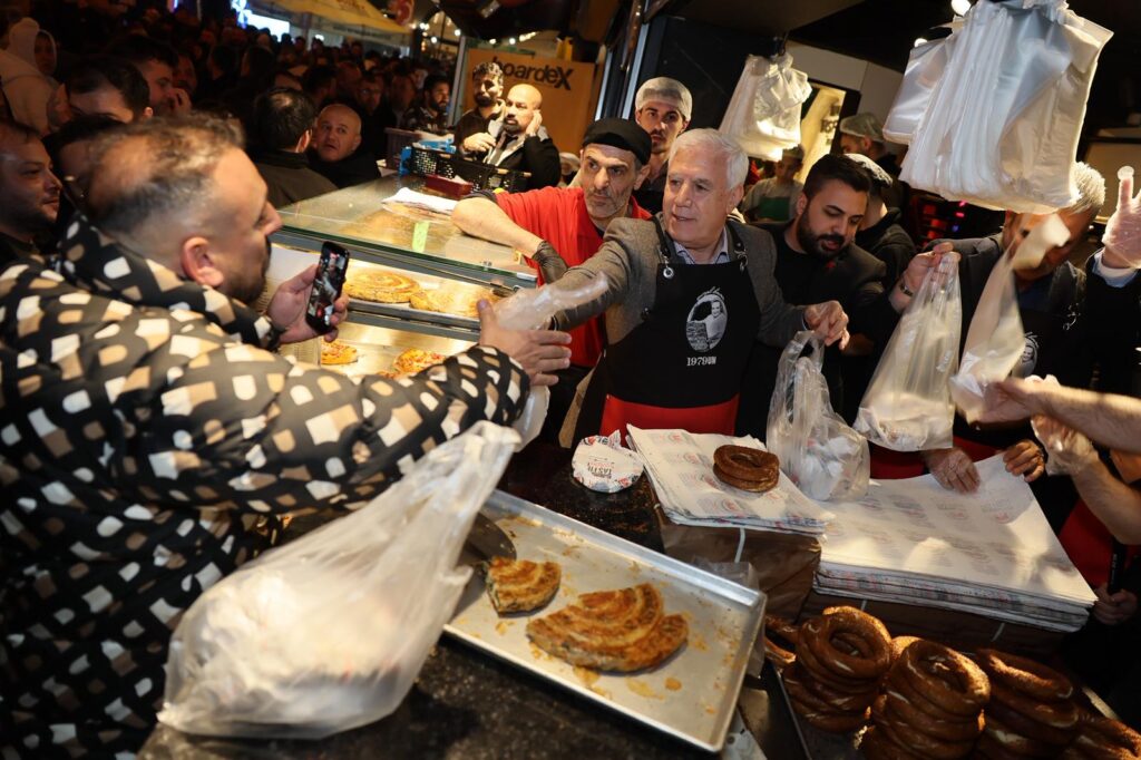 Başkan Bozbey Tezgahın Başında