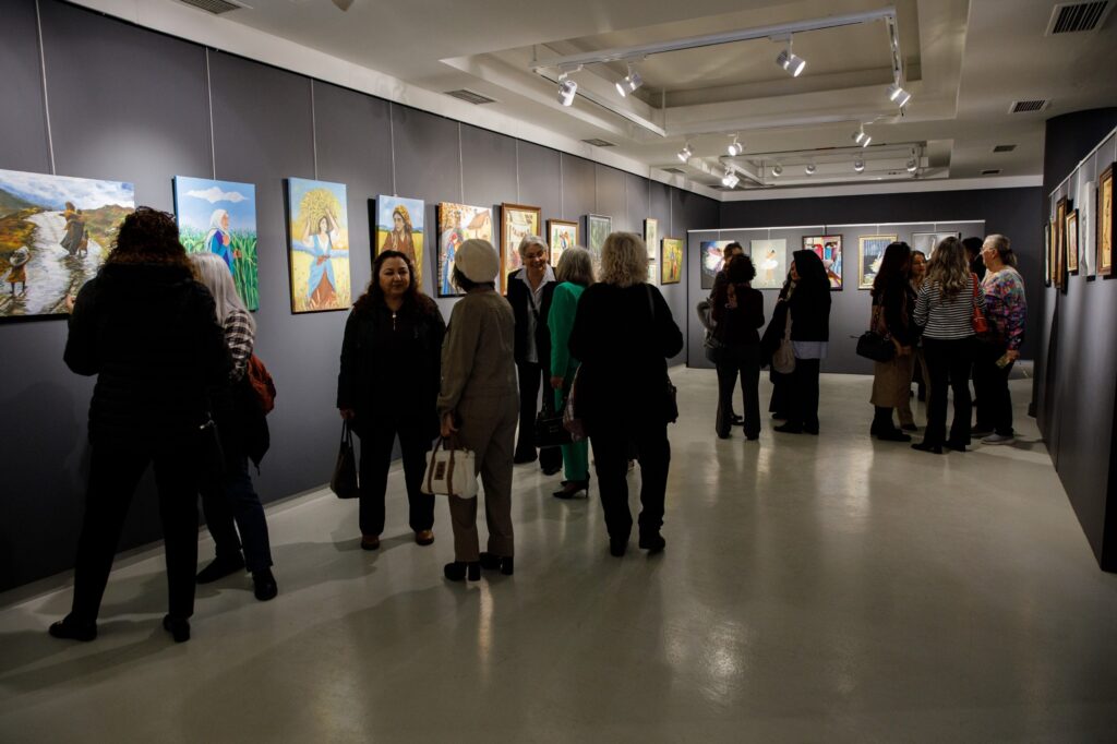 Kadınlar Işığı Tuvale Taşıdı