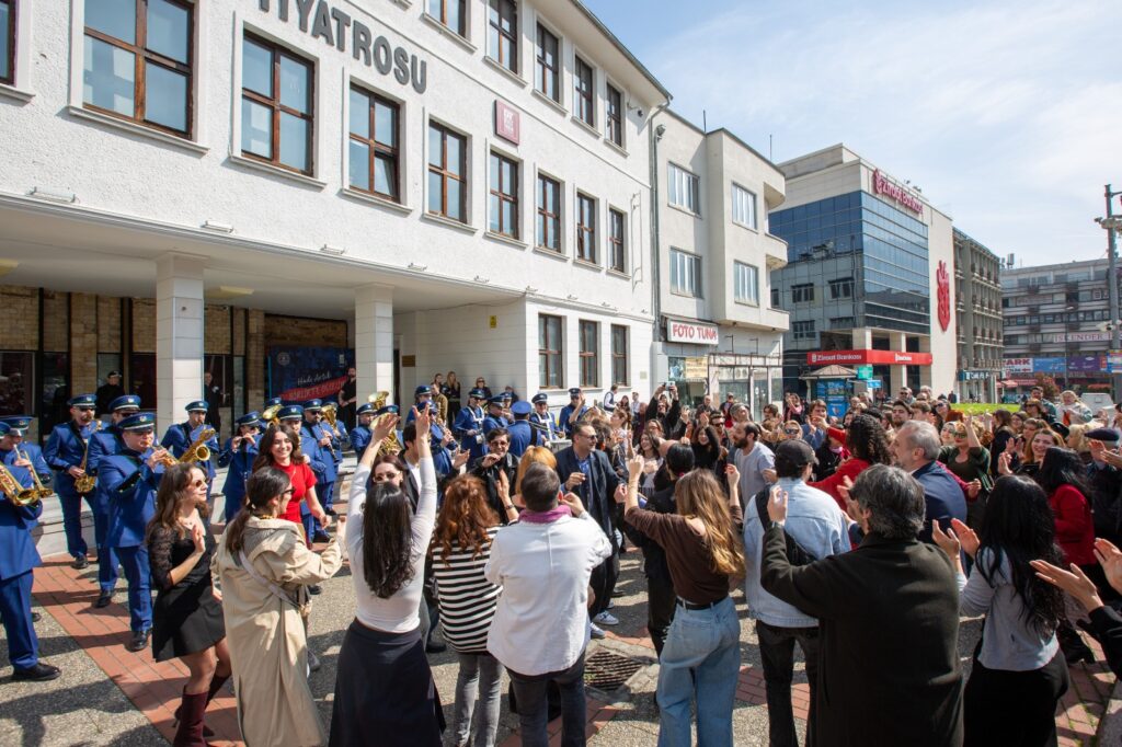 Sanatın kalbi Bursa’da atıyor