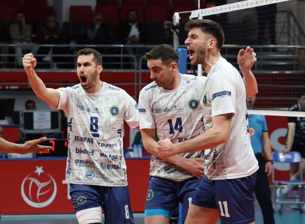 Efeler Ligi’nde Play-Off Tamam