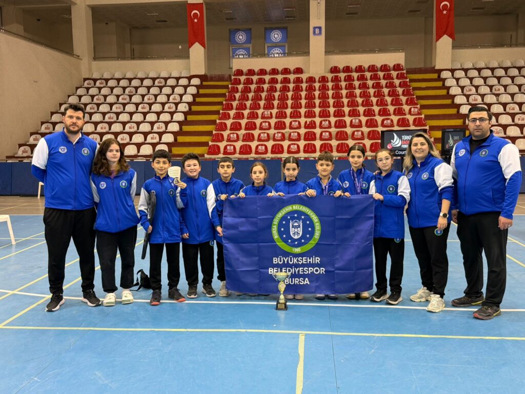 Bursa Büyükşehir Belediyespor, Amasya’da Madalyaları Topladı