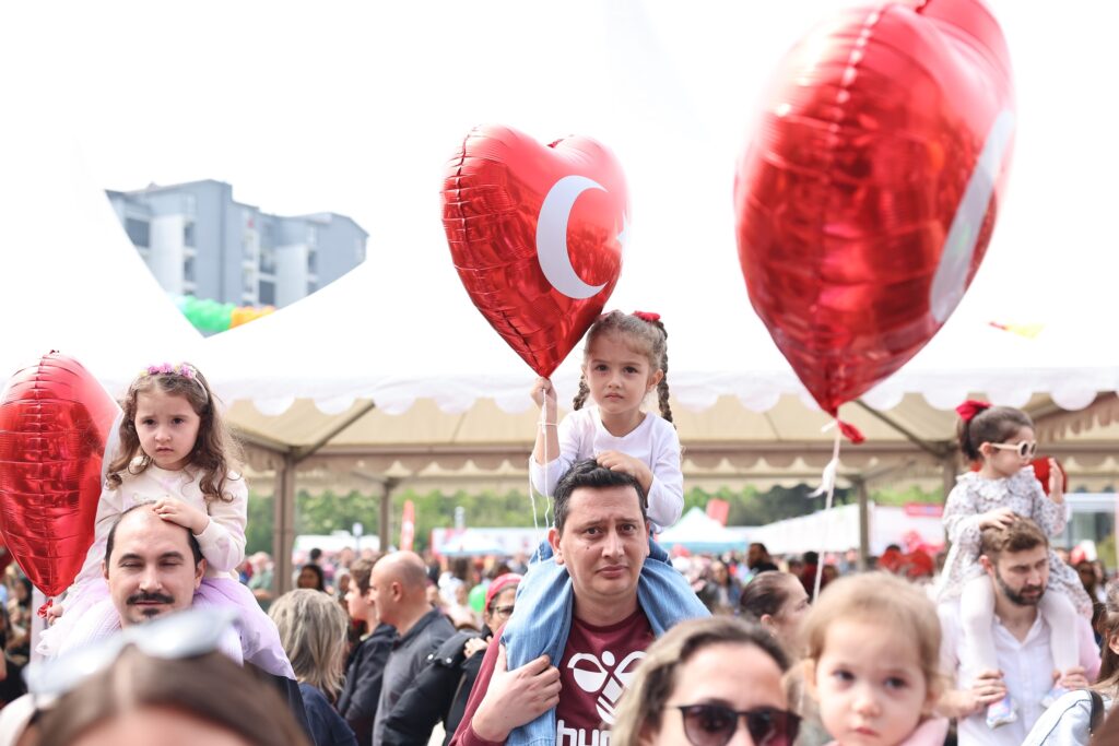 Nilüfer’de dev çocuk şenliği