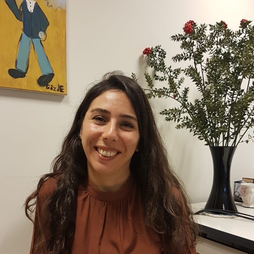 “Her Gebenin Kendi Ebesi Olmalı”: Sezaryen Oranlarını Düşüren Model