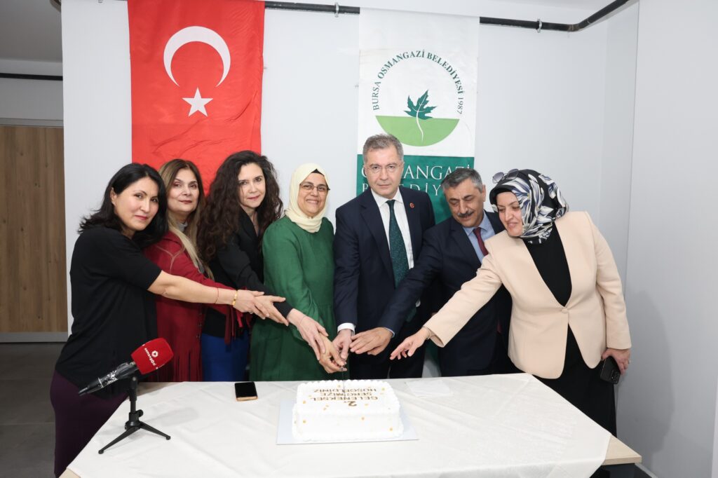 Osmangazi Belediyesi’nden Kadın Emeğine Destek: OSMEK Sergisi Açıldı