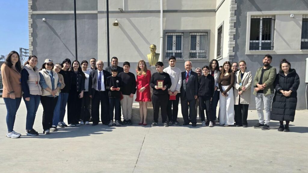 Karyaldız, fırtınaya direnen 23 Nisan ruhunu ödüllendirdi