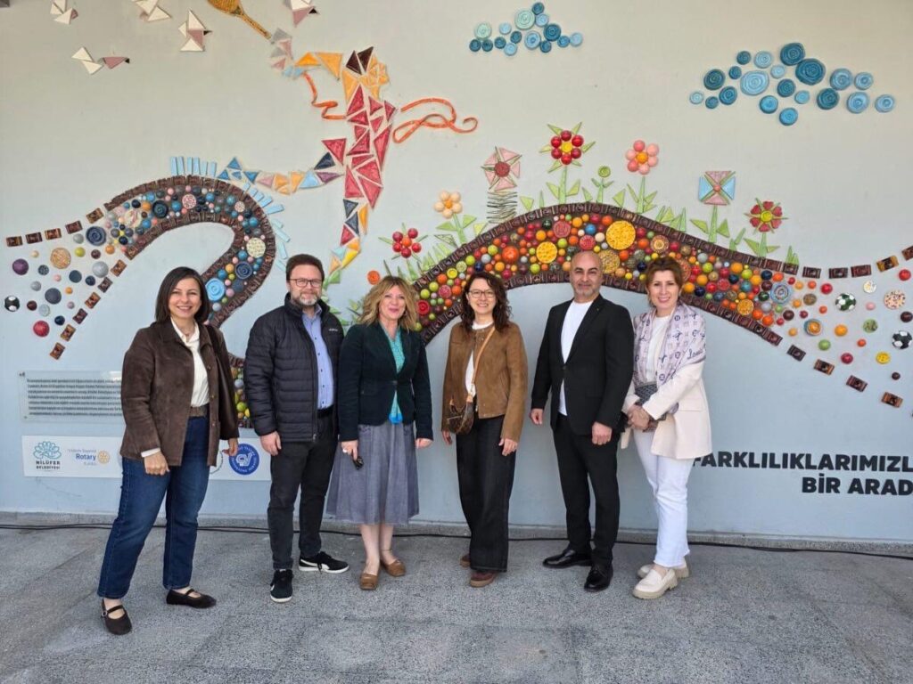 Kolektif emek seramiğe dönüştü