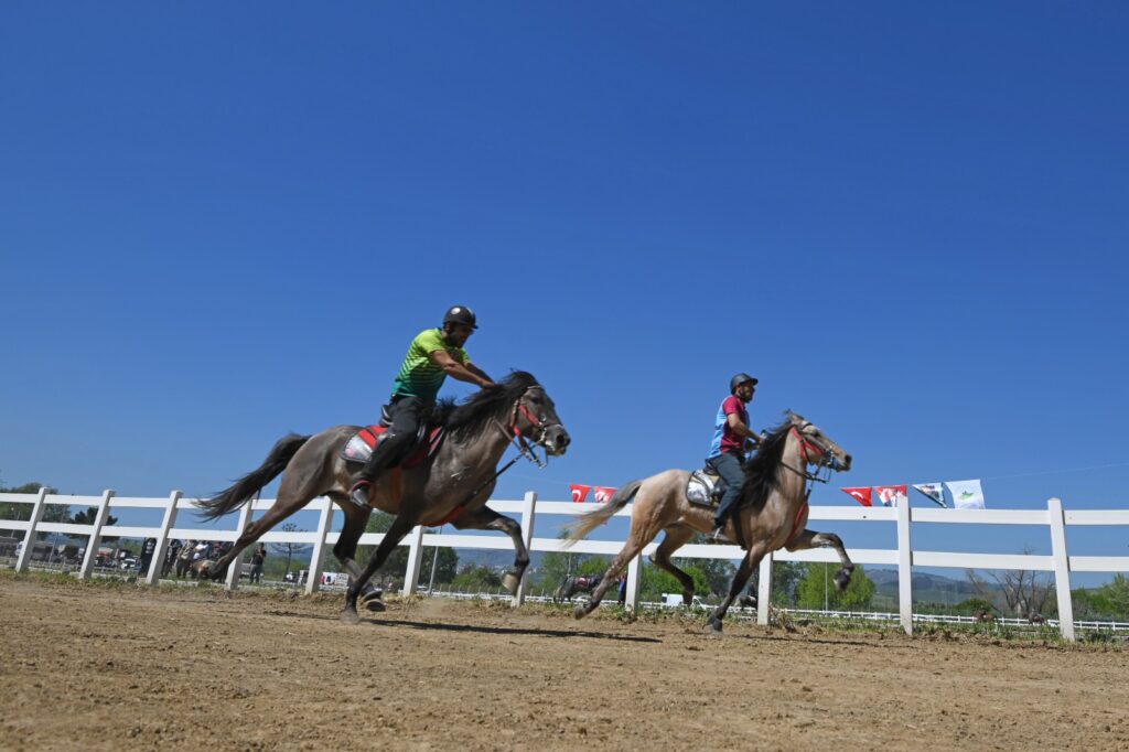 Fetih coşkusu rahvanla taçlandı