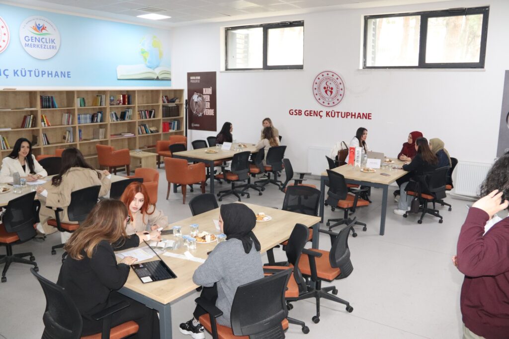 BUİKAD’dan genç kızlara dijital ilham