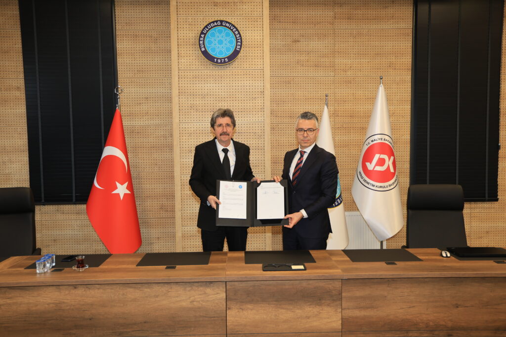 Akademi ve vergi BUÜ’de buluştu