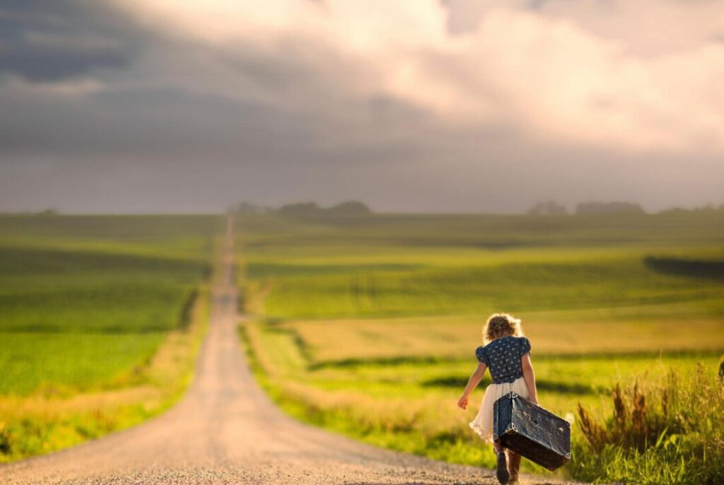 Kimse Bir Anda Vazgeçmez…