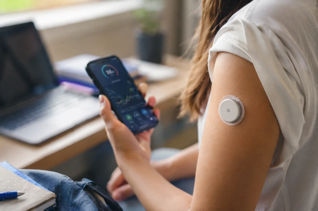 Diyabetli gençlere sensör desteği