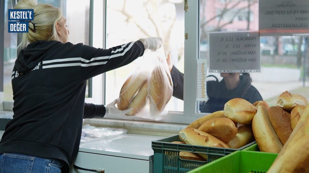 Kestel’den ücretsiz ekmek desteği