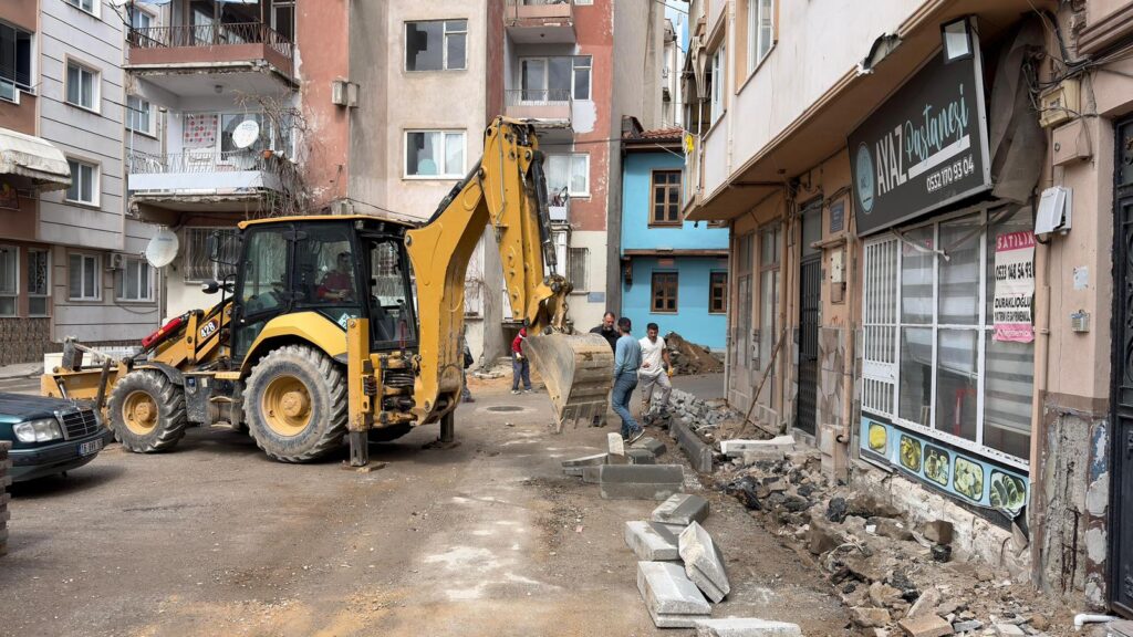Gemlik’te ekipler aralıksız sahada