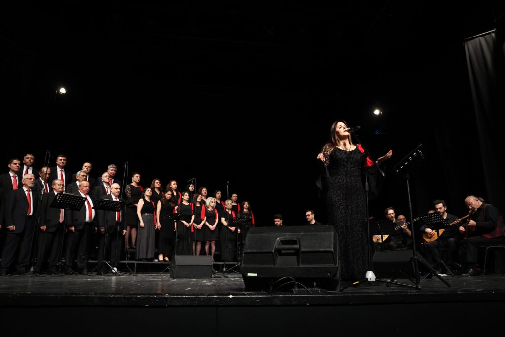 Türkülerle bahar coşkusu yaşandı