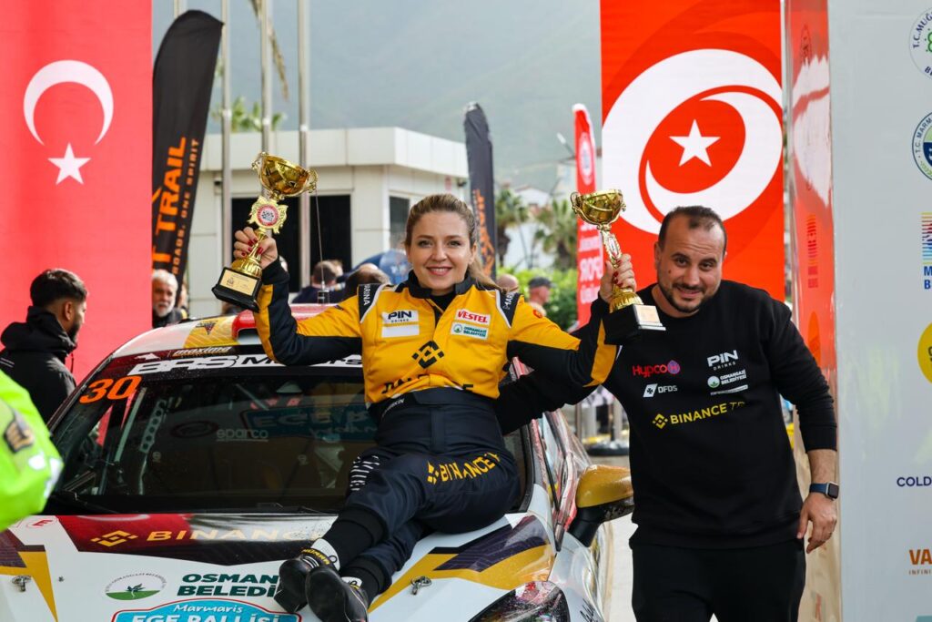 Engelleri aşan ralli başarısı