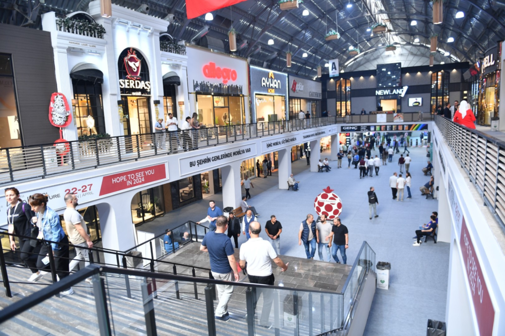 İnegöl’de dev mobilya şöleni