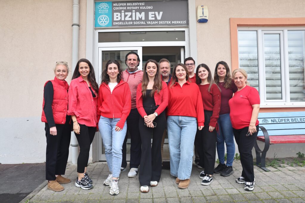 Nilüfer’den otizm için kırmızı mesai