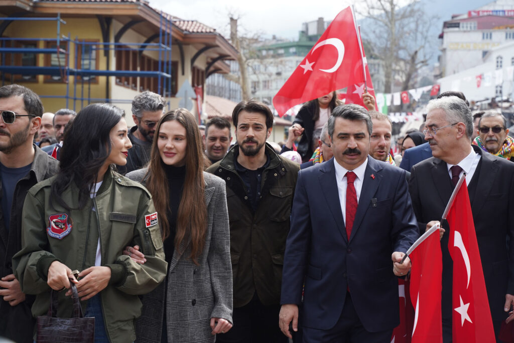 Yıldızlarla fetih coşkusu yaşandı