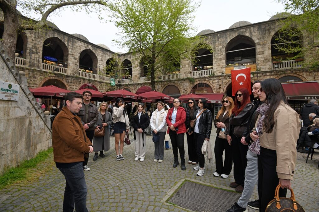 Gençler Bursa’nın mirasıyla buluştu