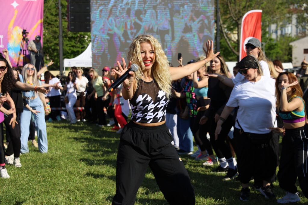 Dansın ritmi Bursa’yı sardı