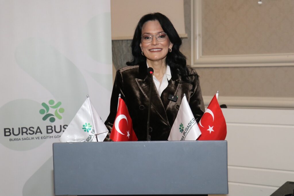 Bursa BUSADER’de Özgür Bolat’tan “Başarının ve Mutluluğun Prensipleri” Semineri