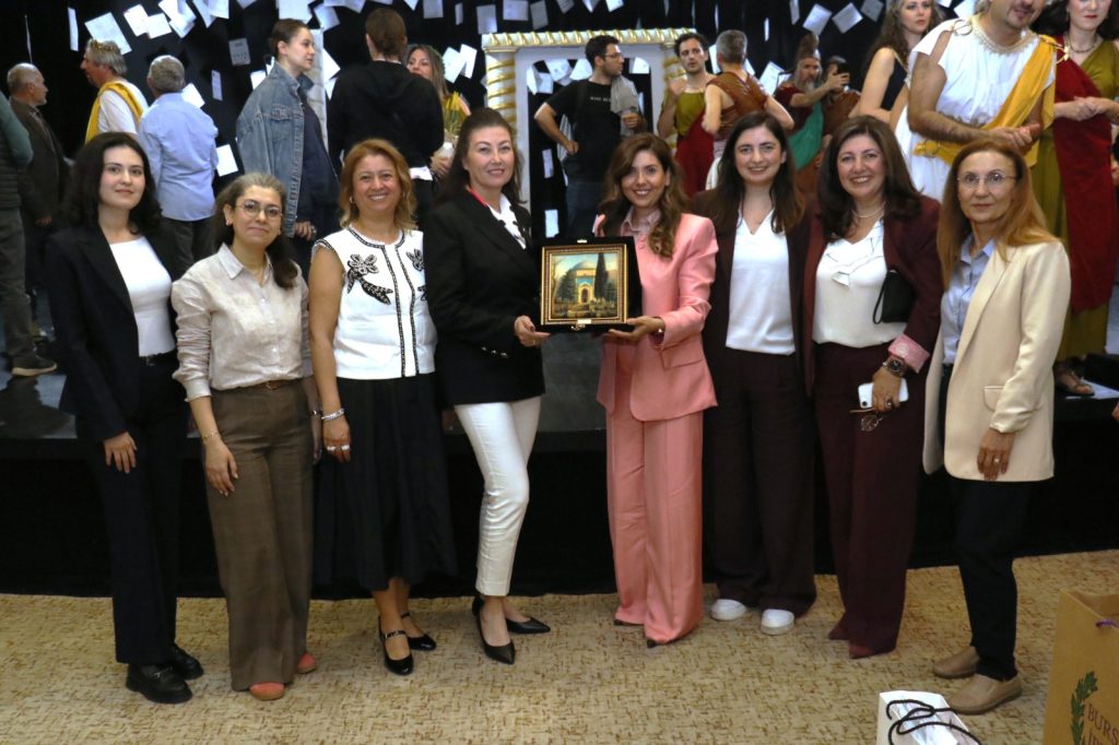 TÜMKAD’dan Kadın Mühendis Adaylarına Destek İçin Anlamlı Gece