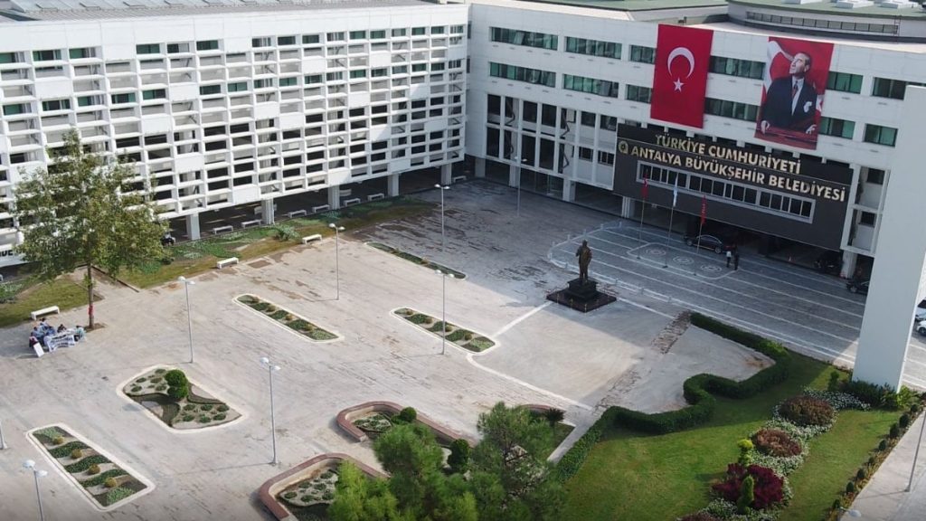 Antalya’da Büyükşehir Belediyesi operasyonu