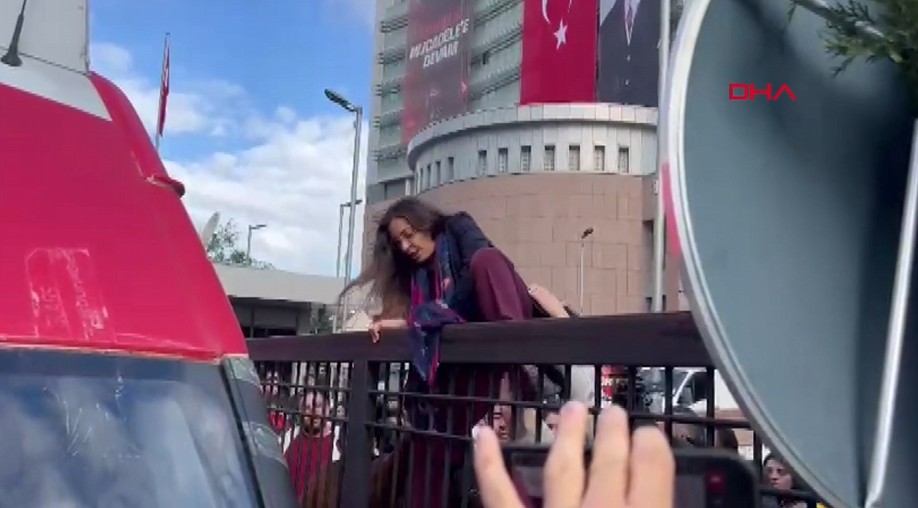 CHP Genel Merkezinde Gergin Anlar ve Kayışoğlu’nun Tepkisi
